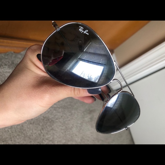 Ray-Ban Aviator Sunglasses - Picture 4 of 4